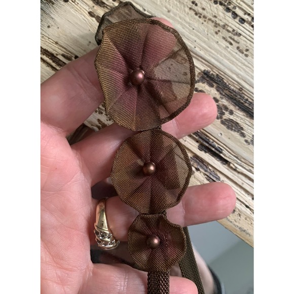 Sarah Cavender Mesh Metalworks Flower Necklace - Picture 4 of 10